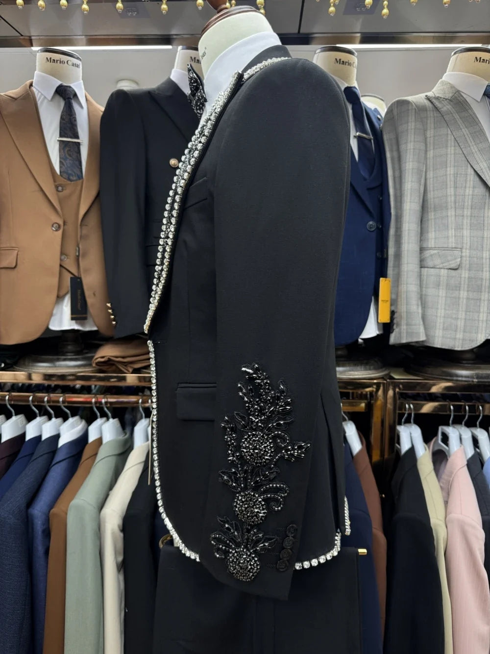 Dazzling Luxury Beaded Suit Set 3 Pieces Jacket Vest Pants For Men Dancing Wear Graceful Black Men's Suits Fashionable Tuxedo