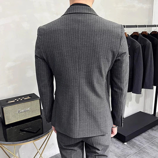 Men's Double-Breasted 2-Piece Suit – Classic Striped, Wedding & Business