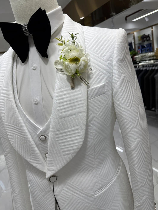 Stylish Men's Formal Suit Set For Business Party Customized High Quality Single Breasted Suits 3 Pieces Wedding Groom Tuxedo