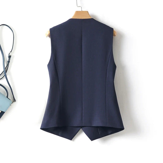 Short V-Neck Single-Breasted Vest for Women Suitable for Spring and Autumn Seasons, Can Be Worn as an Undergarment with a Vest