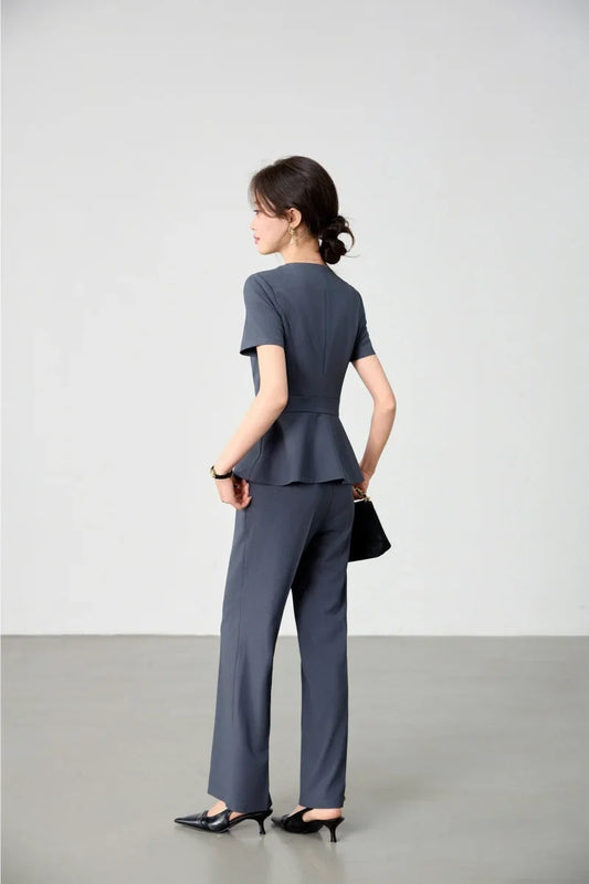 Elegant fashionable professional women's wear, two-piece short-sleeved blazer+pants. New arrival for spring summer 2026