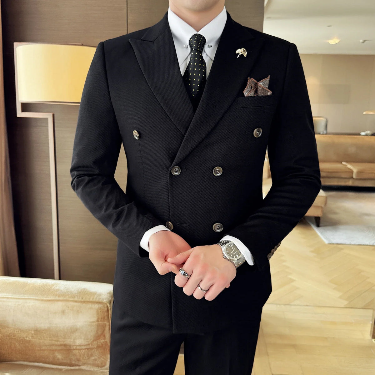The men's three-piece wedding dress set for the autumn and winter of 2025 is a fashionable, trendy and stylish double-breasted m