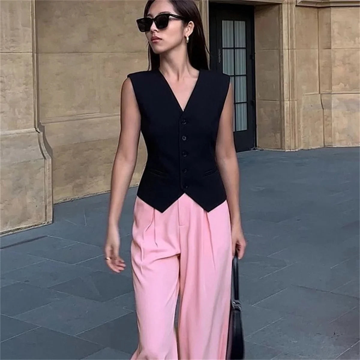 Women's White Suit Vest Formal Waistcoat V Neck Slim Fit Sleeveless Blazer Jacket Office Business Dinner Attire Lady Elegant Top