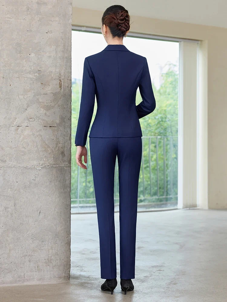Fashionable professional women's wear, two-piece suit jacket + pants, sophisticated and elegant. 2025 new style