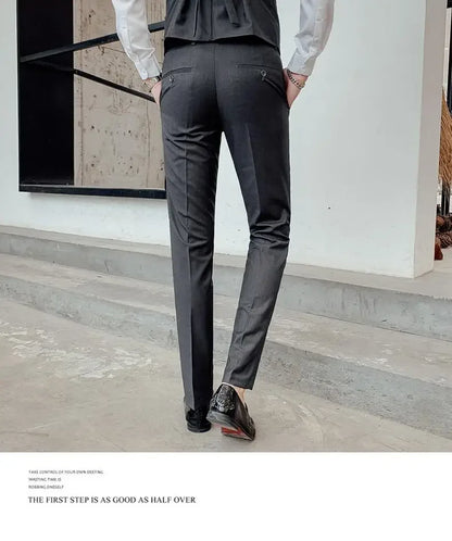 Men's Three-Piece Slim Fit Suit | Blazer, Waistcoat & Trousers for Formal and Business Occasions