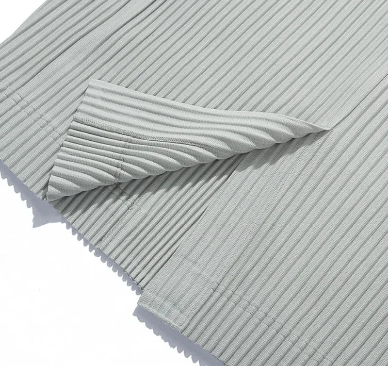 Men's Miyake Pleated Style Blazer Jacket Japanese Casual Stretch Slim Fit Business Office Fashion Luxury Wrinkle Resistant Coat