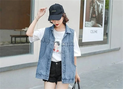 2025 Spring Summer new Fashion V-Neck Denim Vest Women Short Sleeveless Jacket Casual Single-Breasted Jean Waistcoat Female