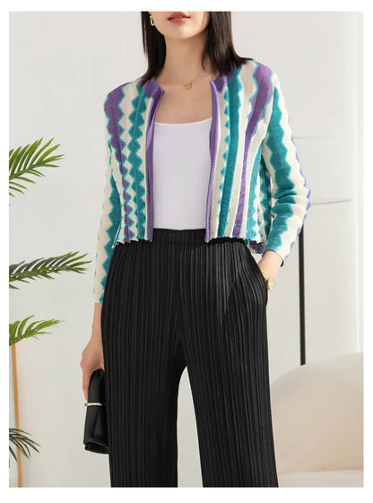 Miyake Style Coat Women Spring Autumn Fashion Top 2023 Pleated Contrast Color Cardigan Short Temperament Small Size All-Matching