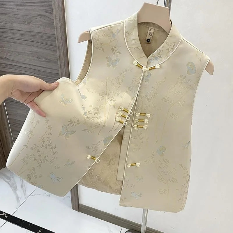 Chinese Style Vest Jacket Women's Spring Autumn 2026 New Sleeveless Coat New Buckle Thin Waistcoat Ladies Fashion Cardigan Tops