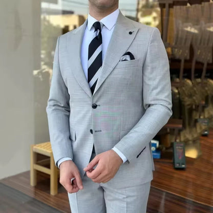 Ensemble de smoking 2 pièces slim fit uni pour homme avec blazer à revers en pointe et pantalon pour affaires, mariage, bal, soirée, tenue élégante