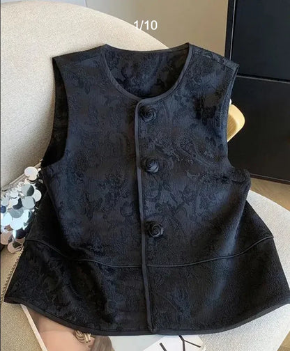 Vintage Chinese Jacquard Vest Jacket Women 2025 New Spring Summer  Rose Button Sleeveless Waistcoat Chic Female Top