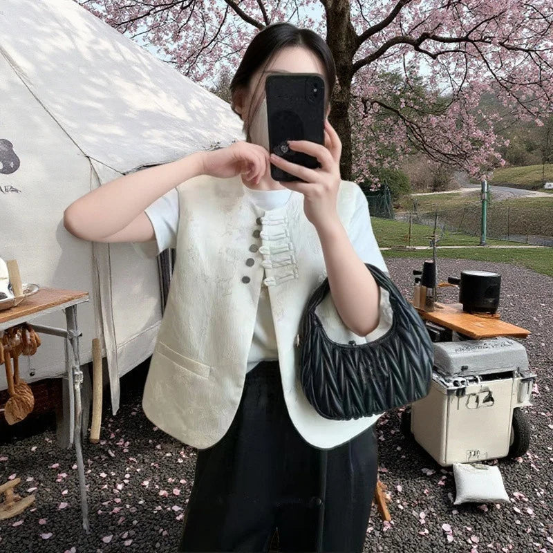 New Chinese Style Buckle Vest Coat For Women New Spring Autumn O-Neck Embroidery Sleeveless Jacket Fashion Jacquard Waistcoat
