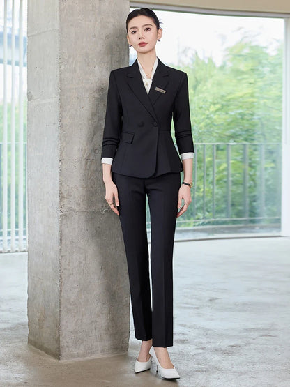 Fashionable professional women's wear, two-piece suit jacket + pants, sophisticated and elegant. 2025 new style