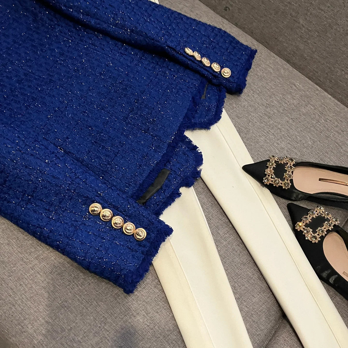 Slim Fit Deep Blue Long Sleeve Suit Coat for Women Commute Style Asymmetric Hem Tailored Jacket Business Casual Outerwear