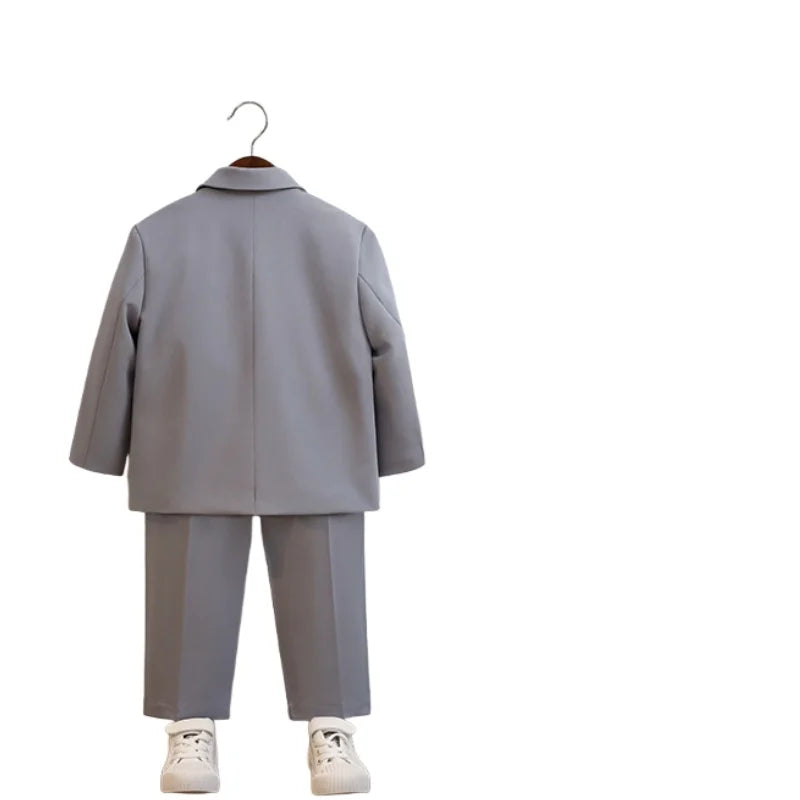 Kids Pure White Casual Suit Set Boys 3Pieces Wedding Dress With Jacket Pants Necklace Flower Kids Piano Performance Costume