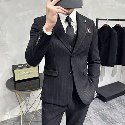 Luxury 2 Piece Suit Men's Slim Fit Tuxedo with Jewelry Decoration One Button Groom Wedding Dinner Prom Fashion
