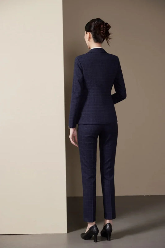 Fashionable professional women's clothing, exquisite two-piece suit jacket + pants, elegant, slim and comfortable