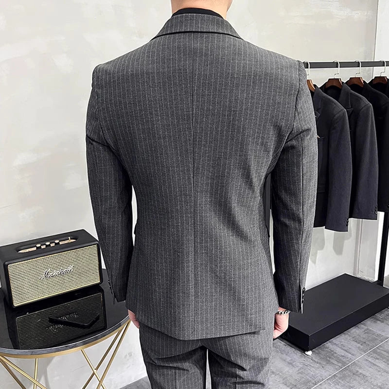 Men's Double-Breasted 2-Piece Suit – Classic Striped, Wedding & Business