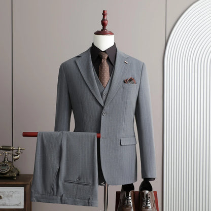 A Stylish and Cool Striped Casual Business Three-Piece Suit Set for the Autumn of 2025, a High-Quality Wedding Suit