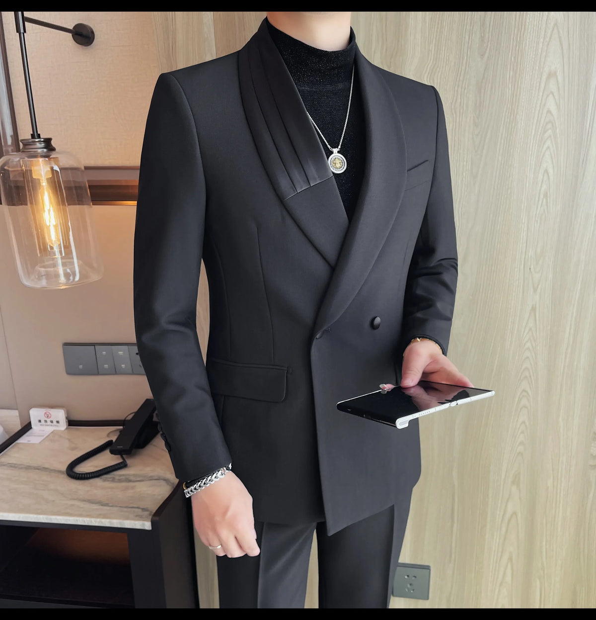 Luxury Gentleman's Suit Jacket Men's Business Casual Slim Fit Double Breasted Suit Jacket Wedding Groom Banquet Party Blazers
