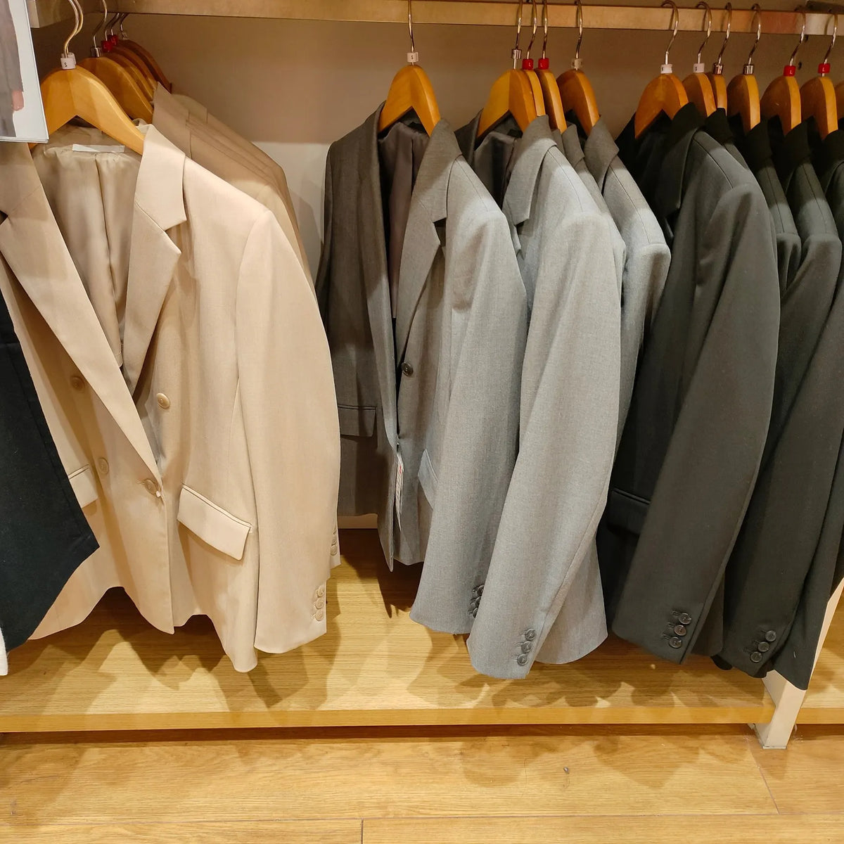 Spring Autumn New Women Blazer Notched Collar Double Breasted Pockets Elegant Fashion Office Lady Jacket Chic Coats HK13020