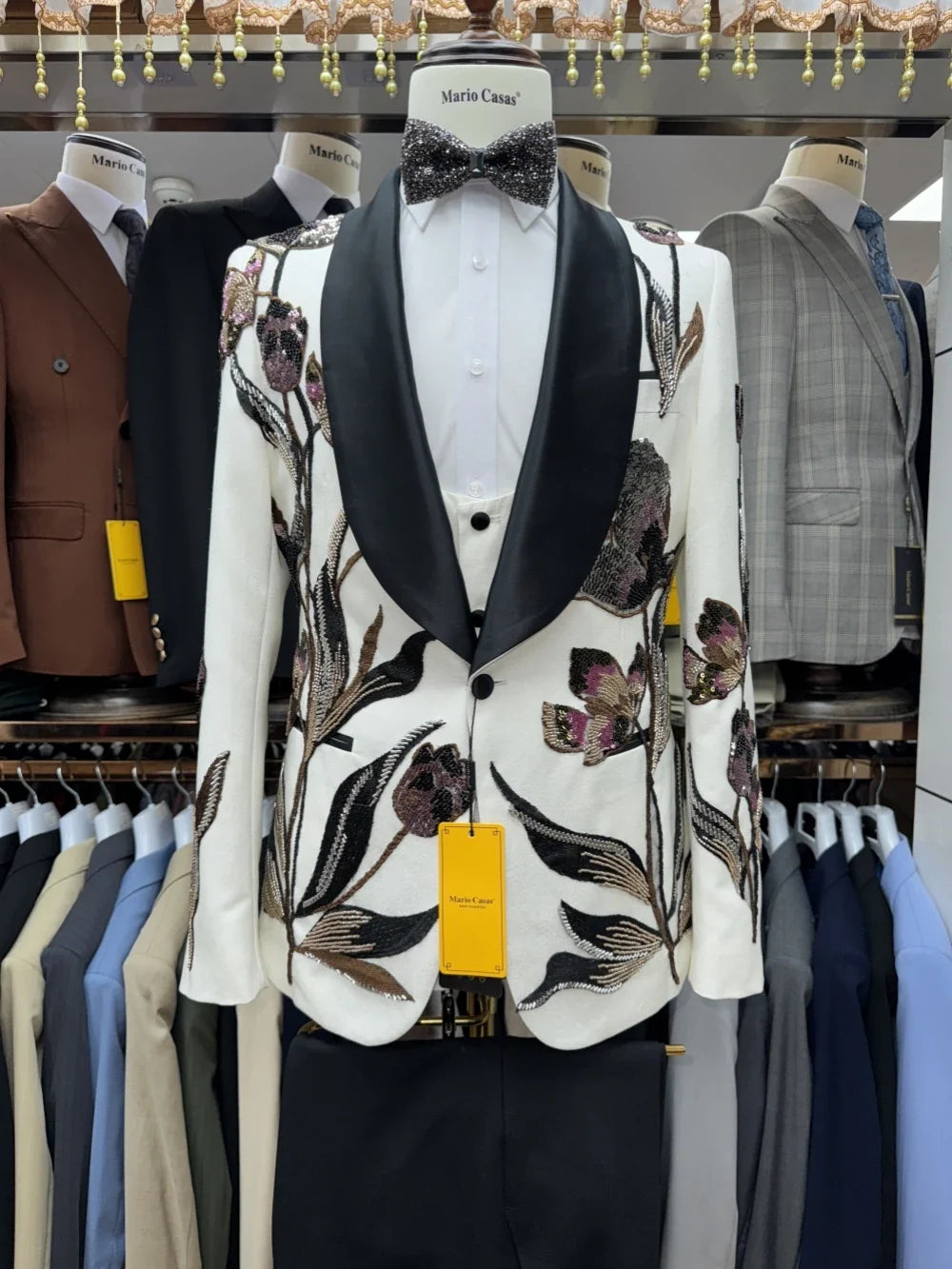 Elegant Mature Embroidery Beaded Suit Set 3 Pieces For Men Dancing Wear,Handsome Slim Fit Shawl Lapel Men's Suits Party Tuxedo