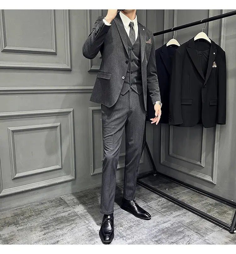 Men's 3 Piece Suit Set Double‑Button Slim Fit Solid Color Business Casual Wedding Party Jacket Vest Pants Formal Outfit for Men