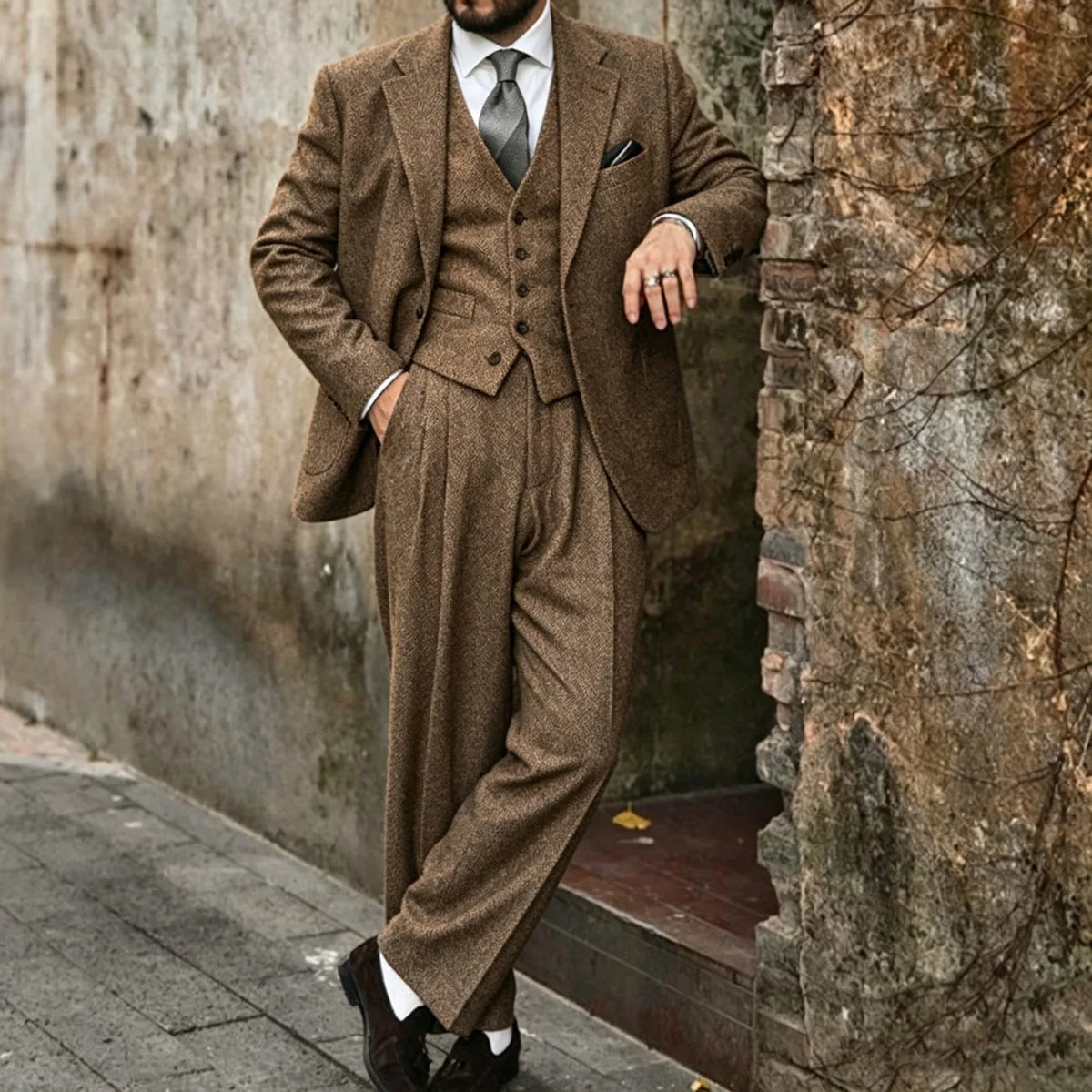 Retro Men's 3 Pieces Tweed Herringbone Suit Slim Fit Peak Lapel Wool Blend Dress Tuxedos For Wedding Groom (Blazer+Vest+Pants)