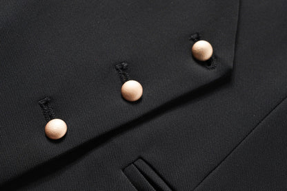 Black short V-neck slim fitting vest for women's spring and autumn jackets can be paired inside