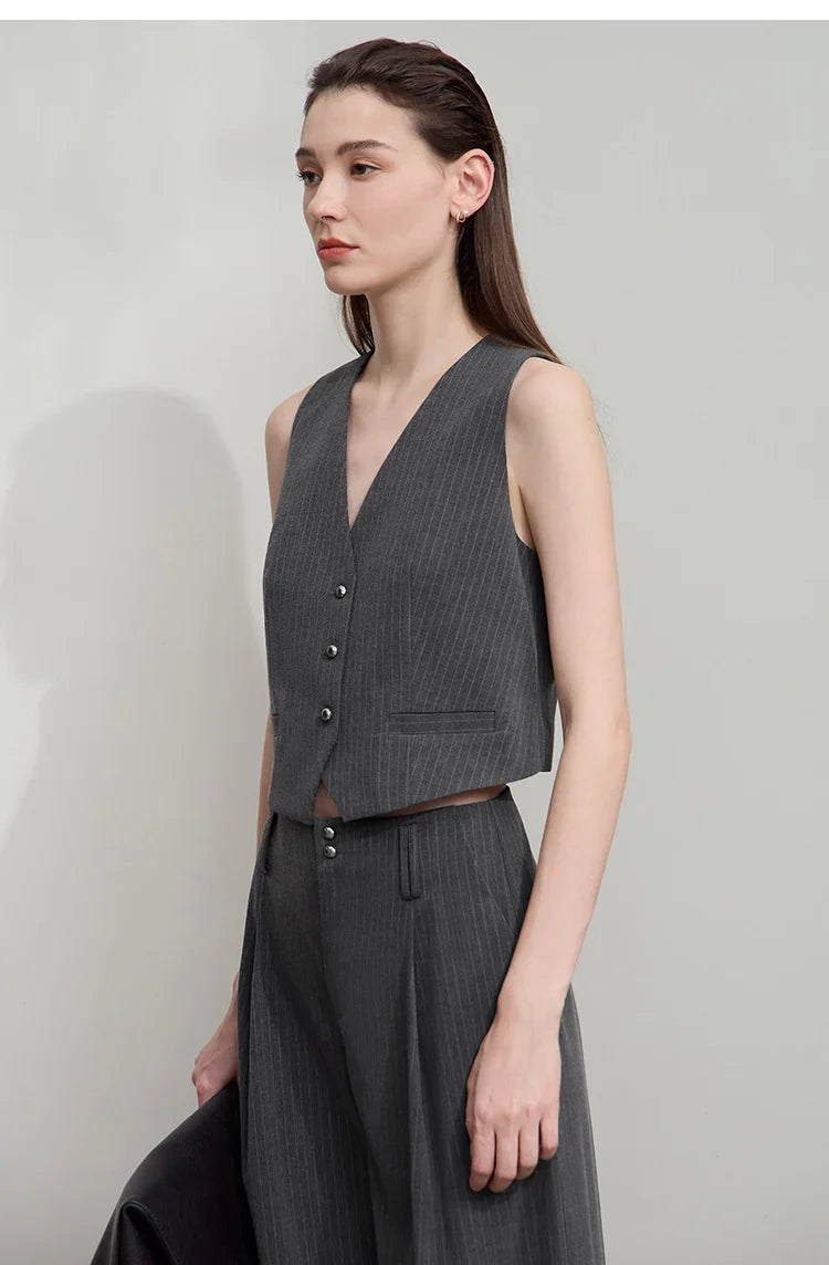 Women's Vest 2025 Autumn New V-neck Single Breasted Striped Sleeveless Vest Women Office Short Elegant Top Female 12523090