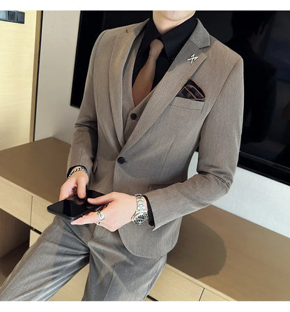 High-quality, fashionable, stylish and versatile British and Korean style slim-fit men's casual solid-color business suit three-