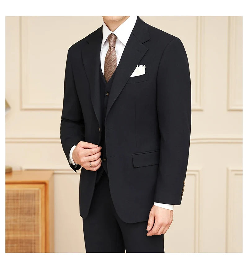 High-quality men's banquets come with a versatile and trendy business casual three-piece wedding set