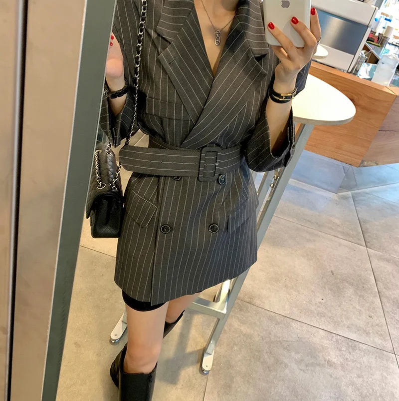 Vintage Vertical Stripes Women's Suit Jacket Loose Fit Double Breasted Autumn Outerwear Fashion Versatile Polyester Cotton Blend