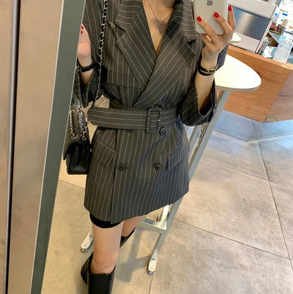 Vintage Vertical Stripes Women's Suit Jacket Loose Fit Double Breasted Autumn Outerwear Fashion Versatile Polyester Cotton Blend