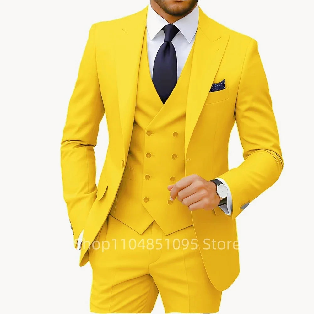 Nouveaux costumes solides pour hommes Coupe ajustée Mariage Garçon d'honneur Tuxedo Gilet Blazer Pantalon 3 pièces Tenue de mariage tendance