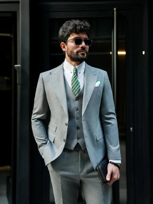 Formal Grey Business Suit Set For Men Classic Elegant Men's Slim Fit Dresswear Suits Important Occasions New Customized Tuxedo