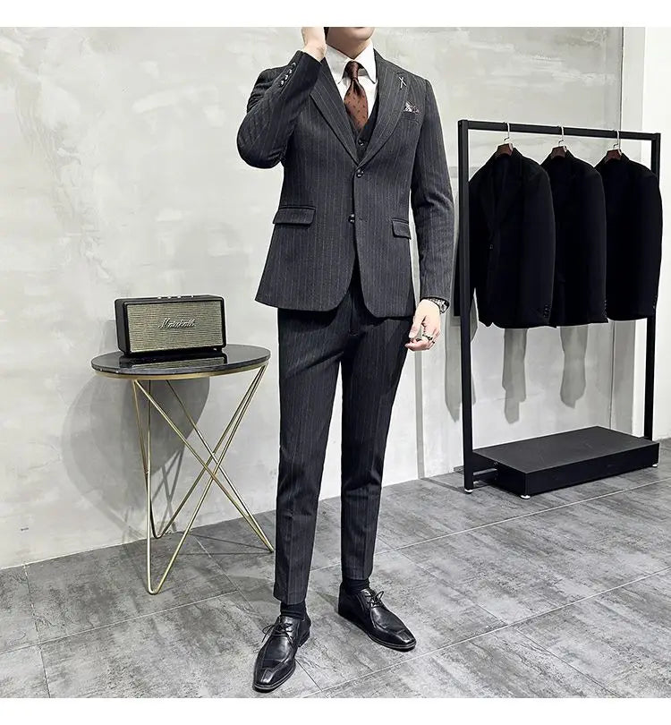 Luxury 2 Piece Suit Men's Slim Fit Tuxedo with Jewelry Decoration One Button Groom Wedding Dinner Prom Fashion