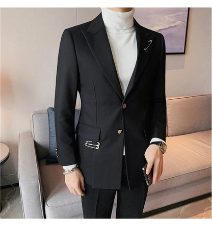 Autumn Pin Decoration Men Blazers Casual Suit Jacket Single Breasted Streetwear Social Business Dress Coat Wedding Groom Jacket