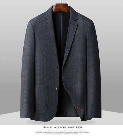 The new striped business casual fashion classic blazer with pockets is suitable for daily wear for men.