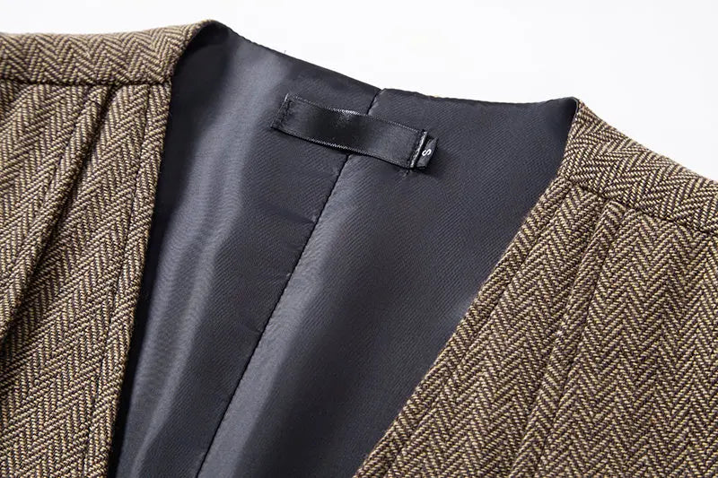 Men's Triple-Breasted Herringbone Tweed Vest – Retro Fake Two-Piece Waistcoat for Weddings & Smart-Casual Occasions