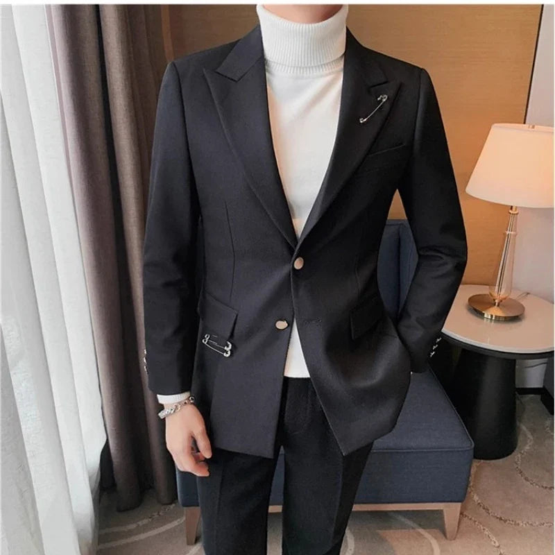 Autumn Pin Decoration Men Blazers Casual Suit Jacket Single Breasted Streetwear Social Business Dress Coat Wedding Groom Jacket