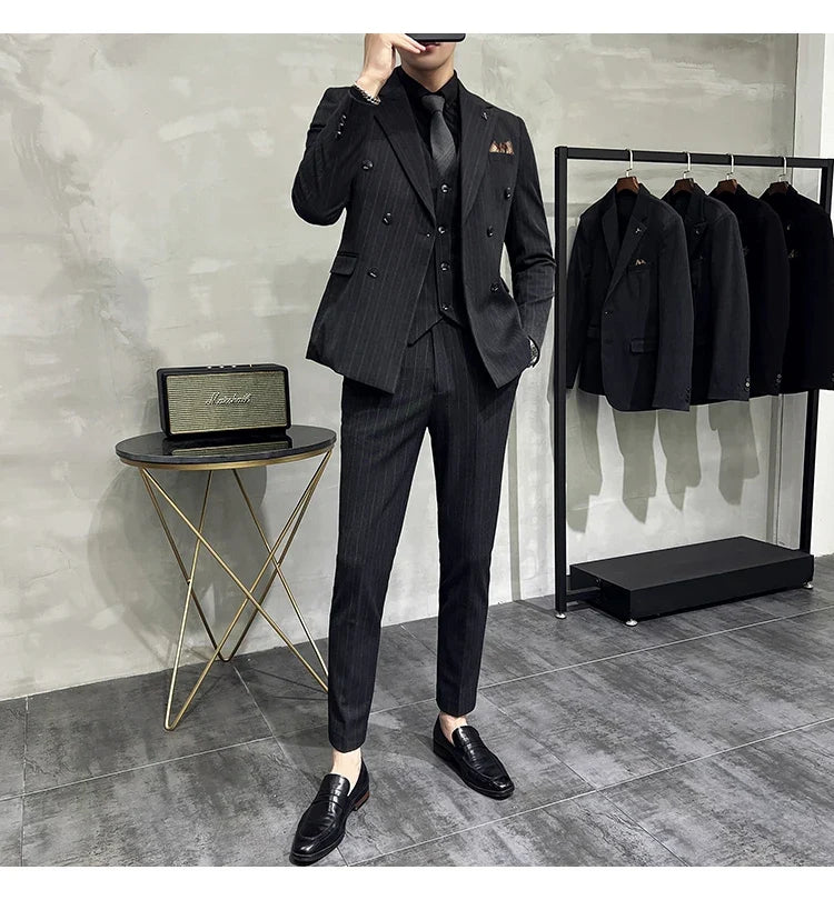 2025 High-quality Korean Version Slim-fit Business (Suit + Vest + Trousers) Striped Double-breasted Suit Three-piece Set