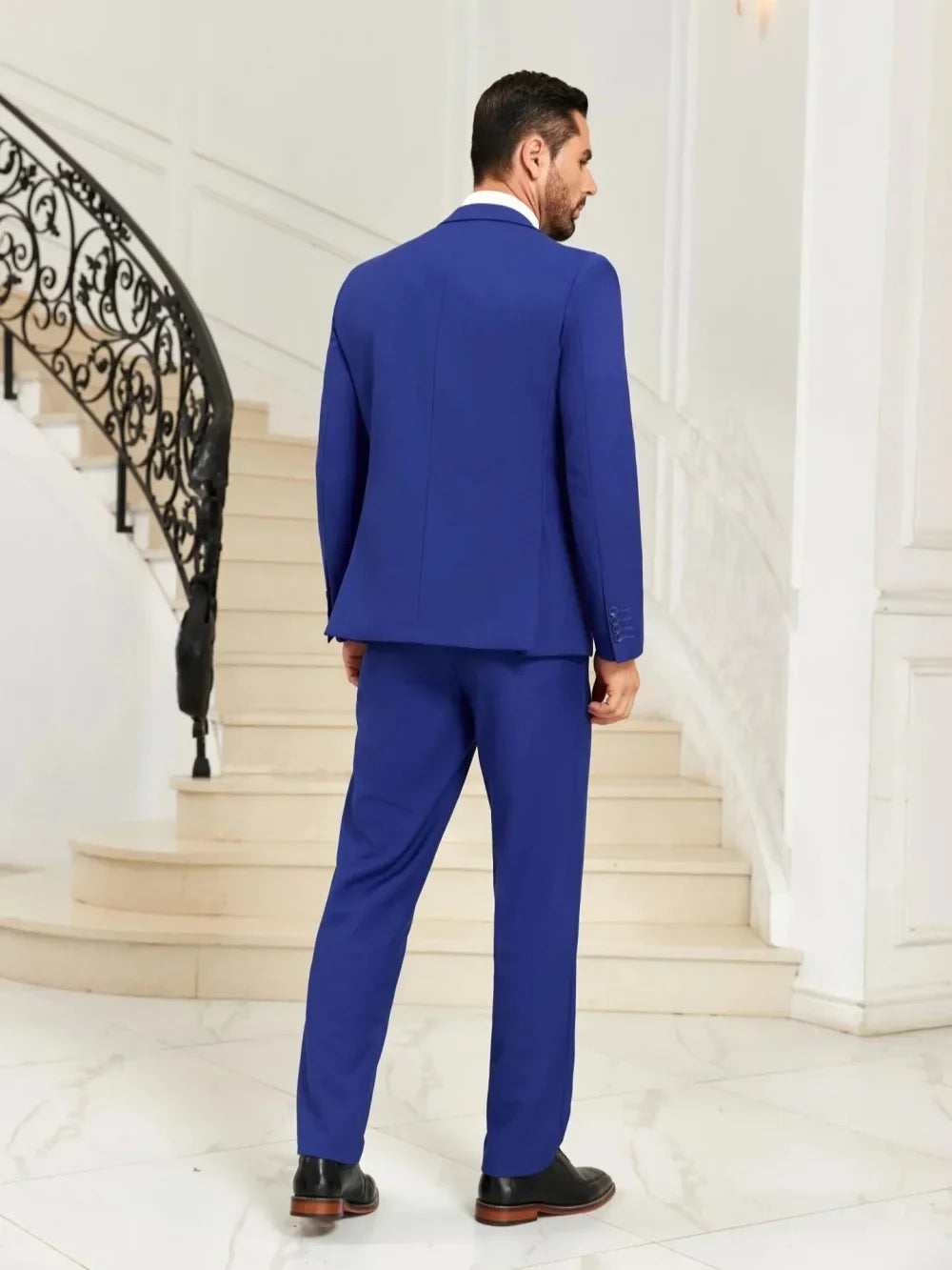 New Blue Men's Slim Fit Suits 3 Pieces Business Outfit Notched Lapel Formal Man Tuxedo Banquet Party Wear Plus Size Suit Set