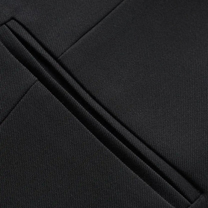 Black short V-neck slim fitting vest for women's spring and autumn jackets can be paired inside