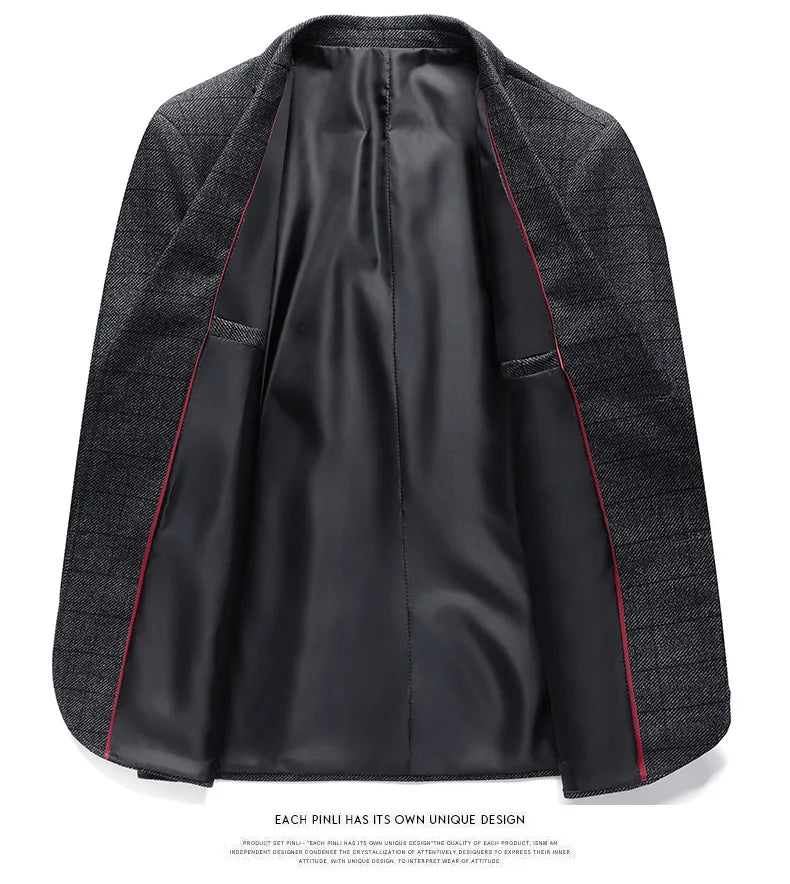 The new striped business casual fashion classic blazer with pockets is suitable for daily wear for men.