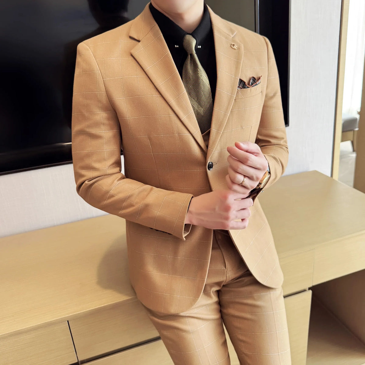 Men's 3-Piece Slim Fit Plaid Suit – Jacket, Vest & Pants for Weddings, Office & Formal Occasions