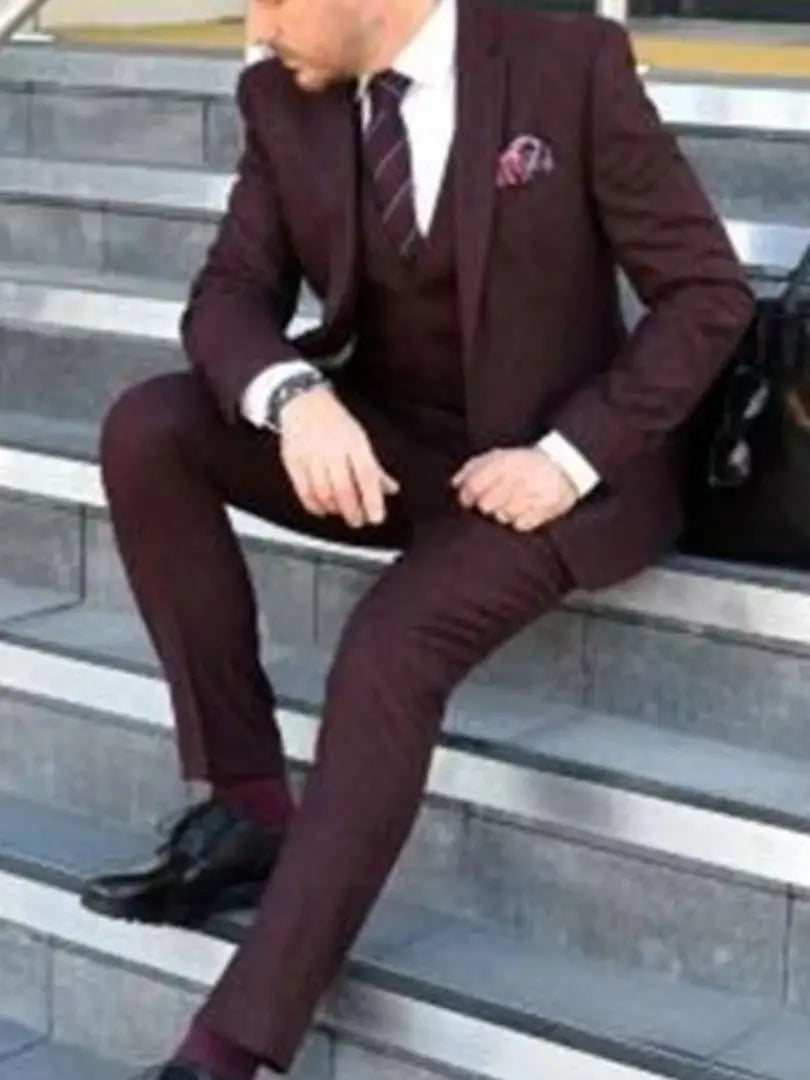 New Arrival Designs Burgundy Groom Men Suit Slim Fit 3 Piece Tuxedo Custom Fashion Prom Dinner Blazer Masculino Jacket+Pant+Vest