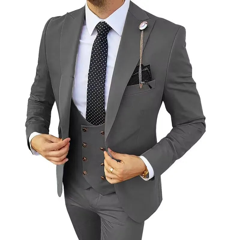 Slim Fit Peaked Lapel Mens Suits Green Business Wedding Tuxedo Fashion Groom Outfit Blazer with Vest And Pants for Prom Party