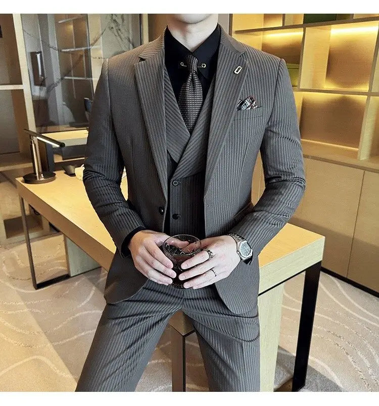 Men's Slim Fit 2-Piece Suit – Striped Single-Breasted Blazer and Trousers for Wedding, Business & Formal Wear