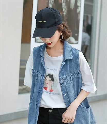 2025 Spring Summer new Fashion V-Neck Denim Vest Women Short Sleeveless Jacket Casual Single-Breasted Jean Waistcoat Female